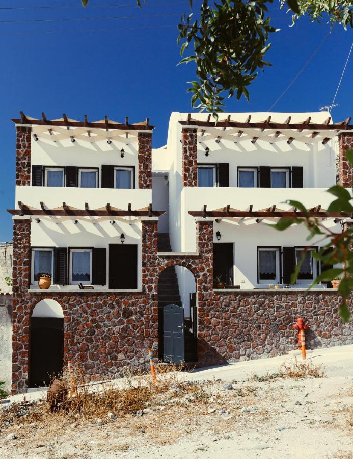 Aelia Suites Akrotiri  Exterior photo