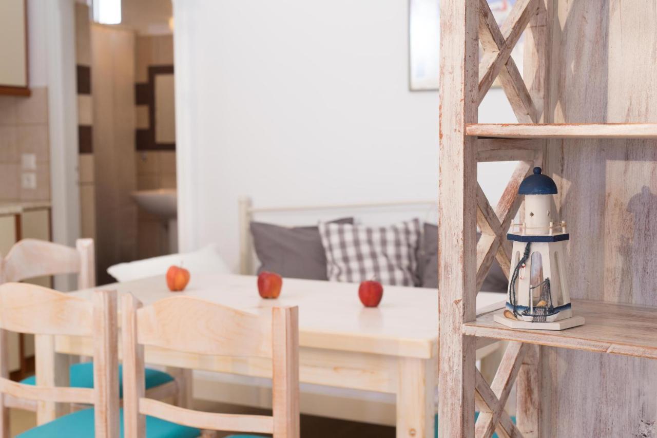 Aelia Suites Akrotiri  Exterior photo