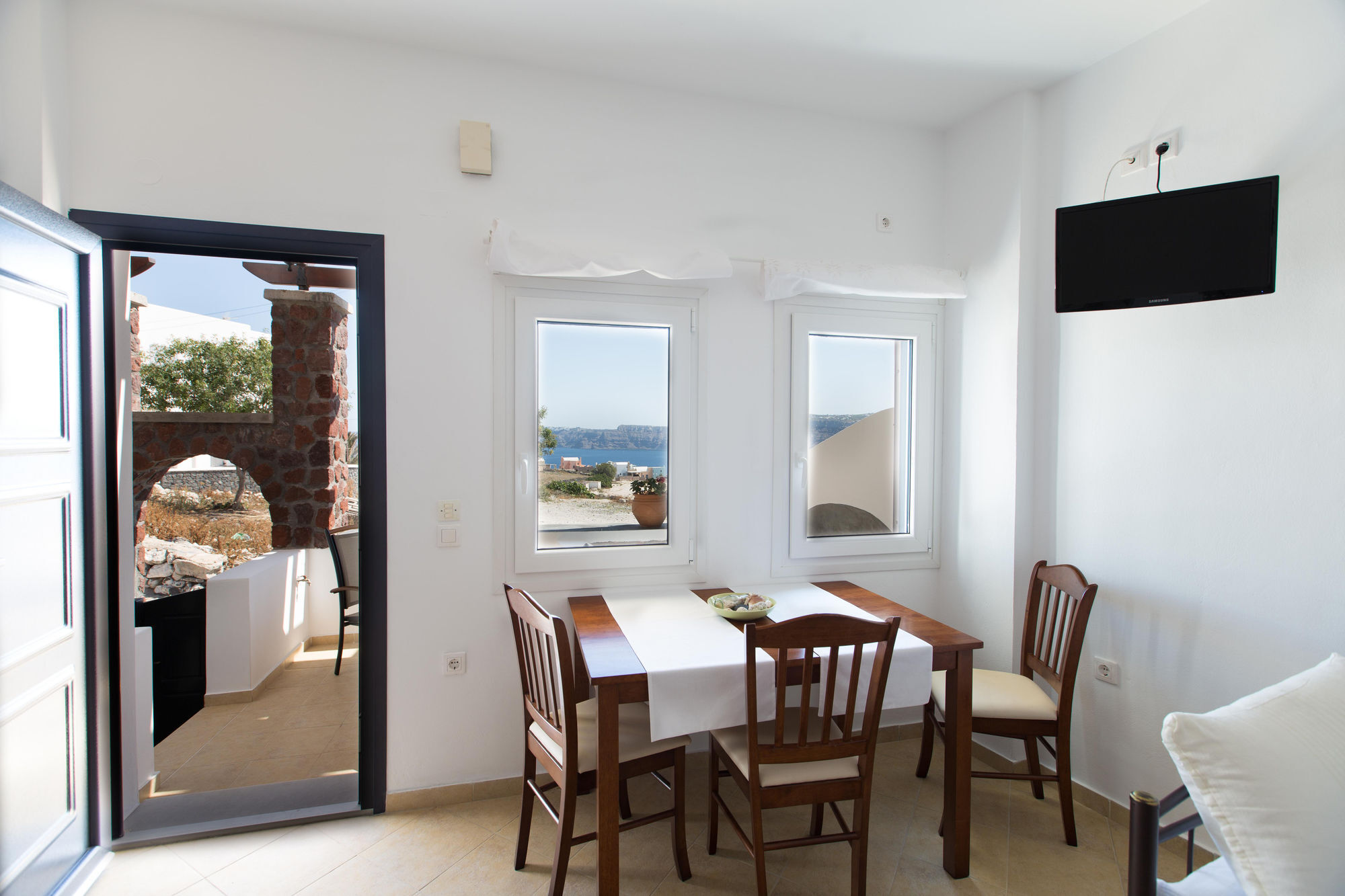 Aelia Suites Akrotiri  Exterior photo